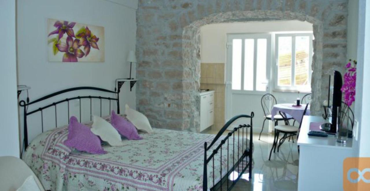 Apartments Djurdjica พอฟเลีย ภายนอก รูปภาพ
